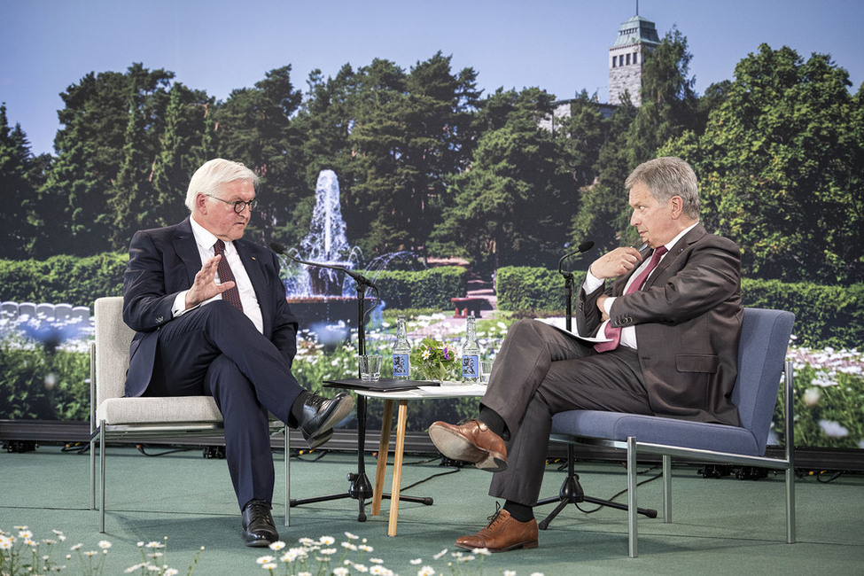 Bundespräsident Frank-Walter Steinmeier bei einer Diskussion mit dem Staatspräsidenten der Republik Finnland, Sauli Niinistö, während der Kultaranta-Gespräche
