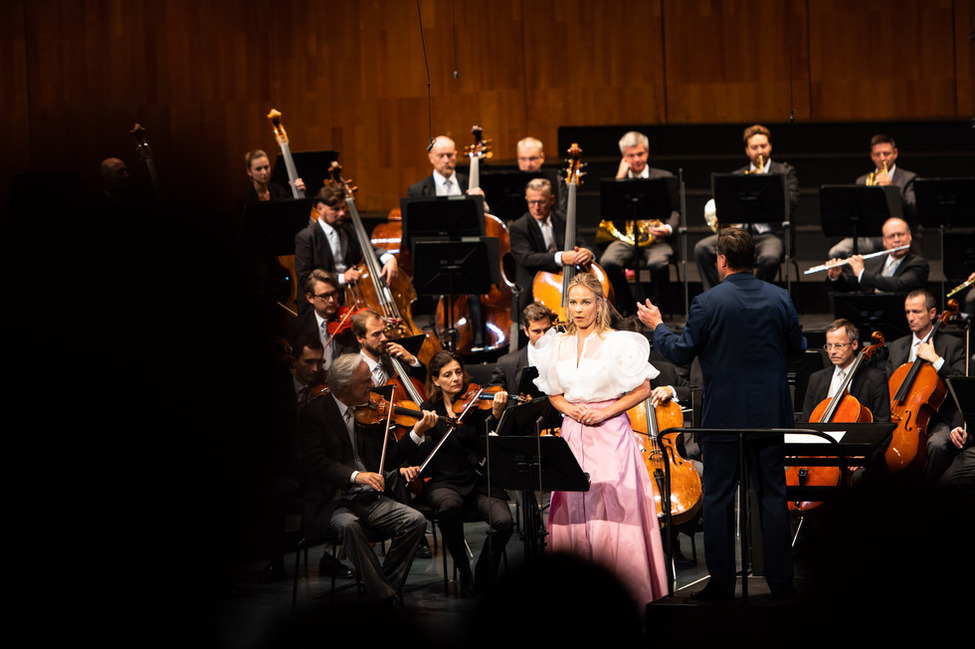 Bundespräsident Frank-Walter Steinmeier und Elke Büdenbender beim Konzert der Wiener Philharmoniker unter der Leitung von Christian Thielemann im Großen Festspielhaus anlässlich der Salzburger Festspiele