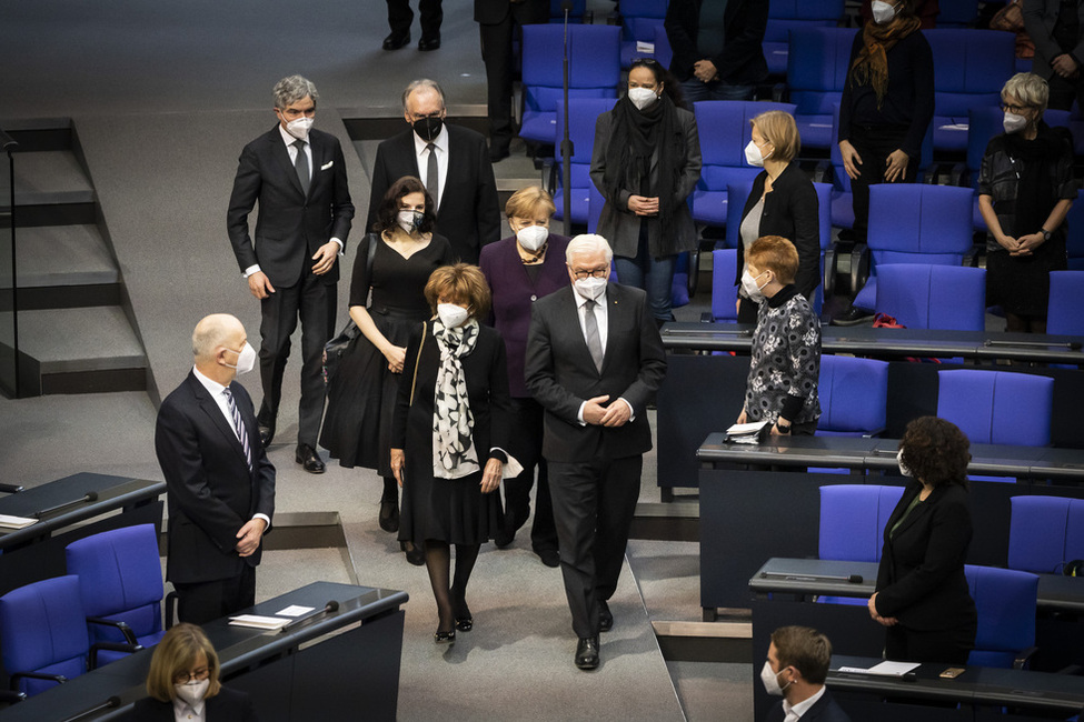 Bundespräsident Frank-Walter Steinmeier nimmt an der Gedenkstunde im Deutschen Bundestag zum Tag des Gedenkens an die Opfer des Nationalsozialismus teil 