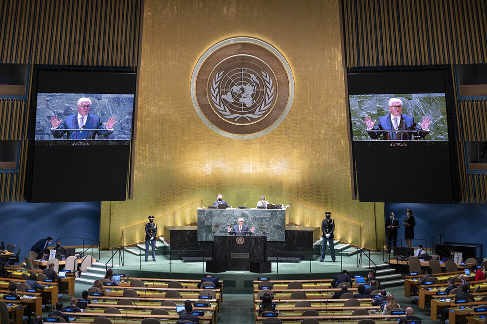 Bundespräsident Frank-Walter Steinmeier hält eine Rede bei der Generaldebatte der 76. Generalversammlung der Vereinten Nationen in New York, USA.