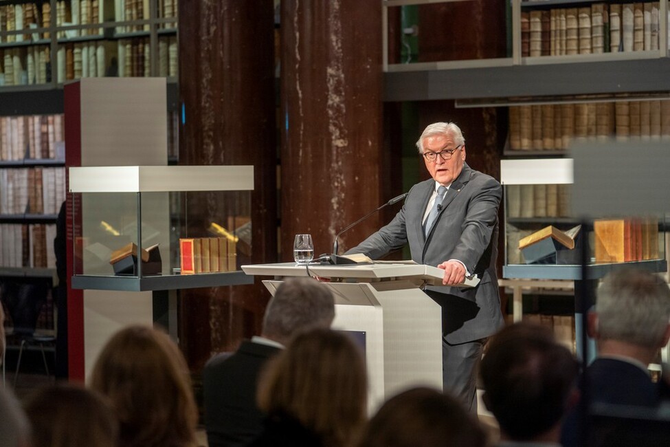 Bundespräsident Frank-Walter Steinmeier hält eine Ansprache bei einem Festakt zum 450-jährigen Gründungsjubiläum der Herzog August Bibliothek in Wolfenbüttel