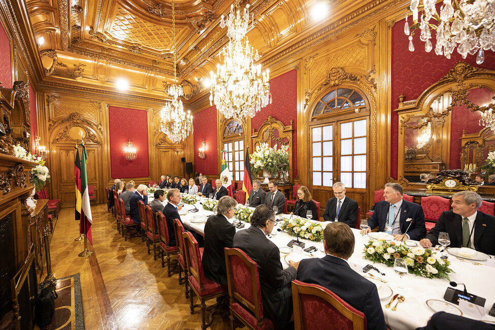 Bundespräsident Frank-Walter Steinmeier bei einem Mittagessen, gegeben vom Präsidenten der Vereinigten Mexikanischen Staaten, Andrés Manuel López Obrador, im Nationalpalast in Mexiko-Stadt