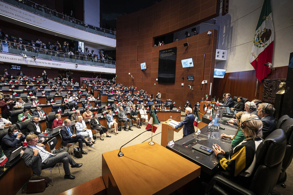 Bundespräsident Frank-Walter Steinmeier bei einer Rede vor dem Senat der Vereinigten Mexikanischen Staaten in Mexiko-Stadt