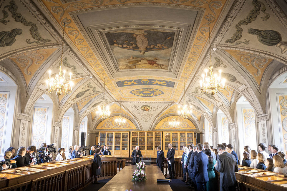 Eröffnung der Ausstellung "Curriculum Vilnae", einer Ausstellung historischer Dokumente, in der Universitätsbibliothek