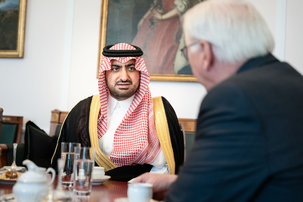 Bundespräsident Steinmeier im Gespräch mit dem neuen Botschafter des Königreichs Saudi-Arabien, Prinz Abdullah bin Khaled bin Sultan bin Abdulaziz Al Saud