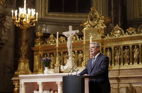 Bundespräsident Joachim Gauck hält eine Rede im Anschluss an den 'Ökumenischen Gottesdienst im Berliner Dom anlässlich der Erinnerung an den Völkermord an Armeniern, Aramäern und Pontos-Griechen'