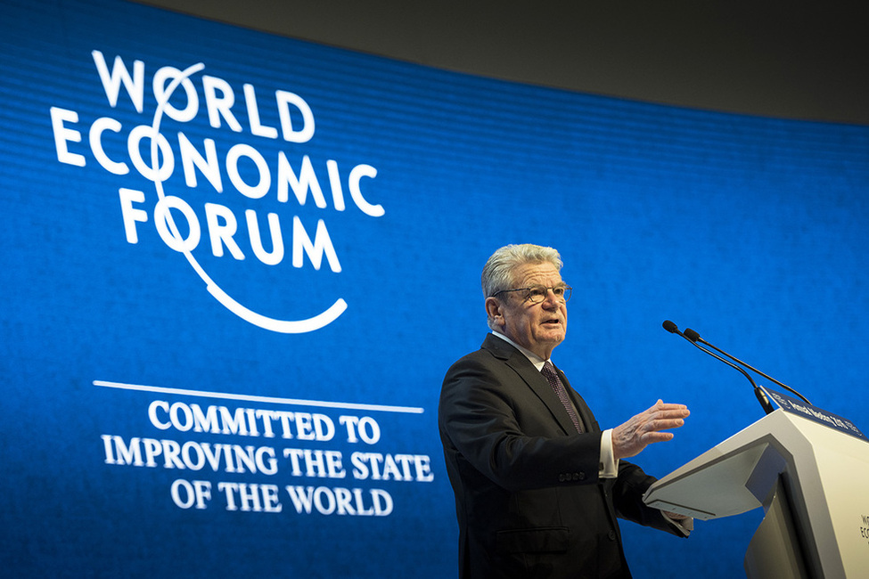Bundespräsident Joachim Gauck hält eine Rede beim Jahrestreffen des Weltwirtschaftsforums 2016 im Plenarsaal des Konferenzzentrums in Davos