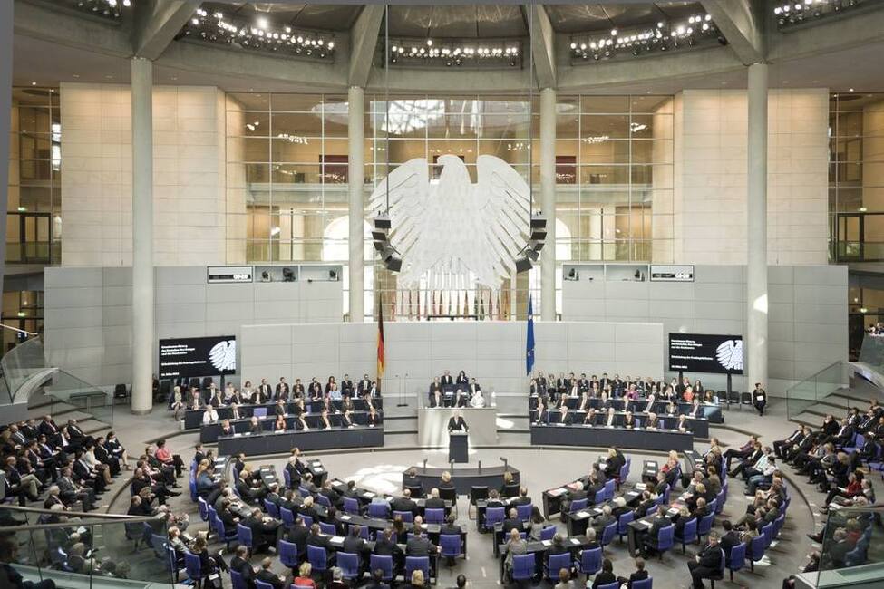 Plenarsaal des Deutschen Bundestages (Archiv) (© Jesco Denzel) Plenarsaal des Deutschen Bundestages (Archiv)