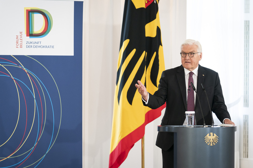 Federal President Frank-Walter Steinmeier opens the ninth Forum Bellevue "Coronavirus as a test case – how is our democracy faring?" with a speech