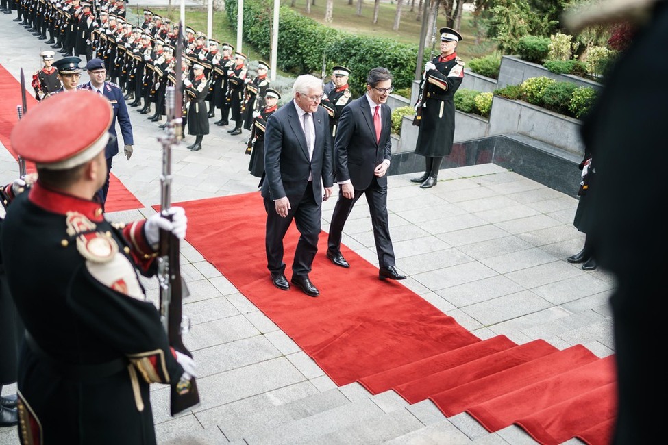 Federal President Frank-Walter Steinmeier being welcomed with military honours by the President of to the Republic of North Macedonia , Stevo Pendarovski, at the Office of the President in Skopje